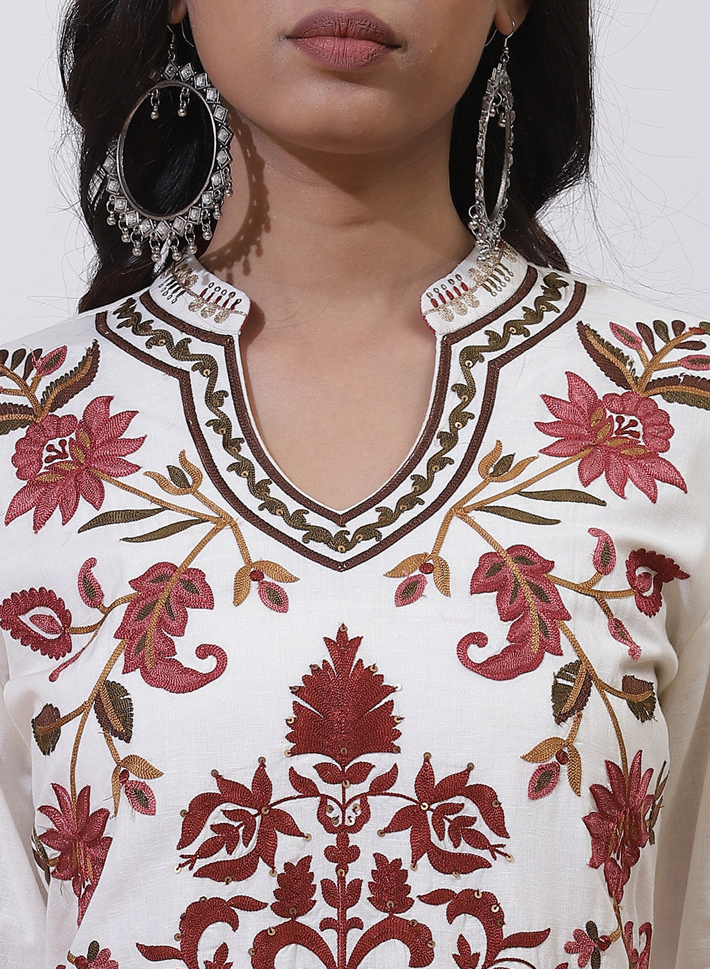 Buy White Rayon Aari Embroidery Long Kurti Party Wear Online at Best Price  | Cbazaar
